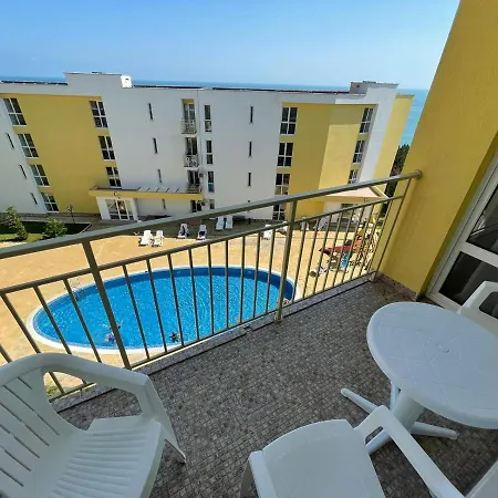 Apartmán Stunning Beach Front Sveti Vlas