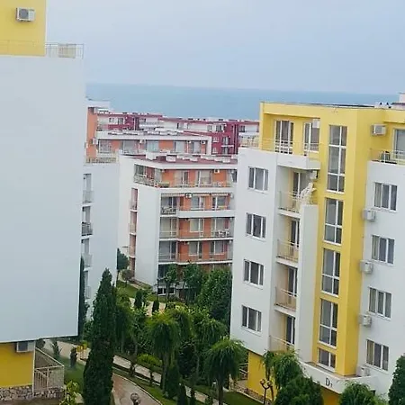 Stunning Beach Front Apartmán